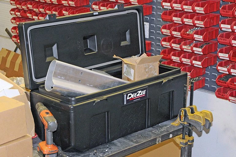 Brand new β€οΈ Dee Zee Poly Storage Chest π 10 Brand new β€οΈ Dee Zee Poly Storage Chest π - Image 10